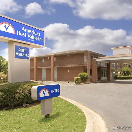 Americas Best Value Inn เซอร์ซี ภายนอก รูปภาพ